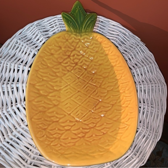 Y2K Ceramic Pineapple Serving Dish Tray Home Decor Mint Condition - Picture 8 of 8